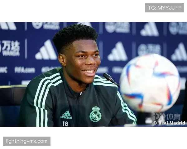 楚阿梅尼赛场惊艳表现，职业生涯高光时刻奠定球队核心地位