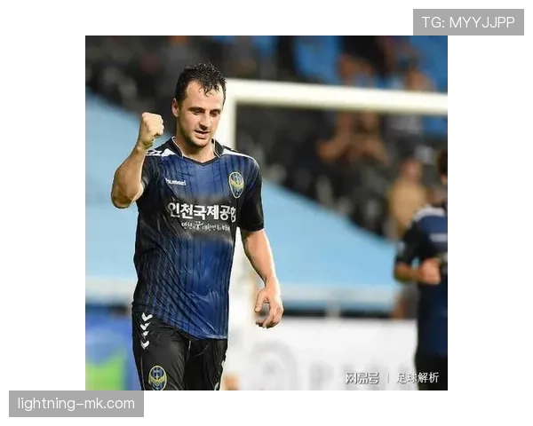 兰斯进攻火力全开，状态回暖引关注