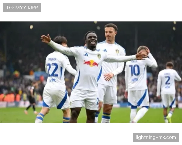 伯恩利球迷集体发声,呼吁俱乐部重视球迷权益与诉求 伯恩利球迷集体发声,呼吁俱乐部重视球迷权益与诉求